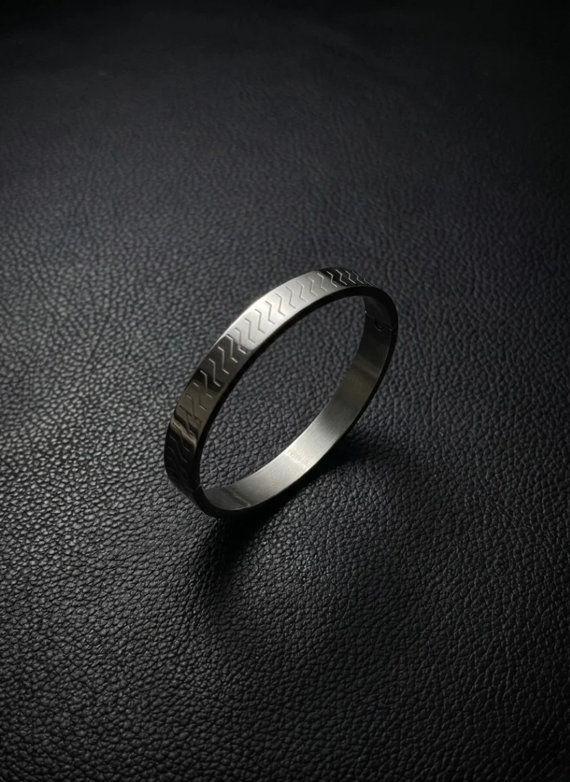 Chevron Edge Men’s Kada