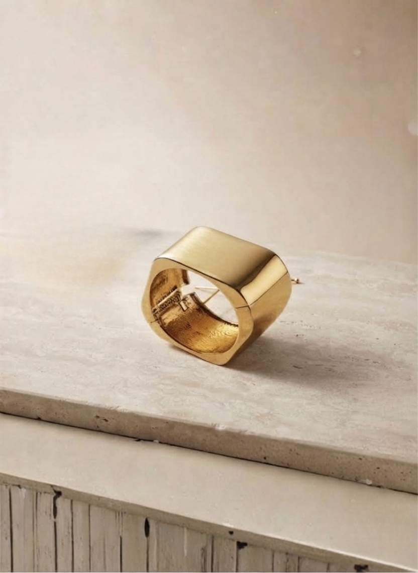 Chunky Gold Square Kada