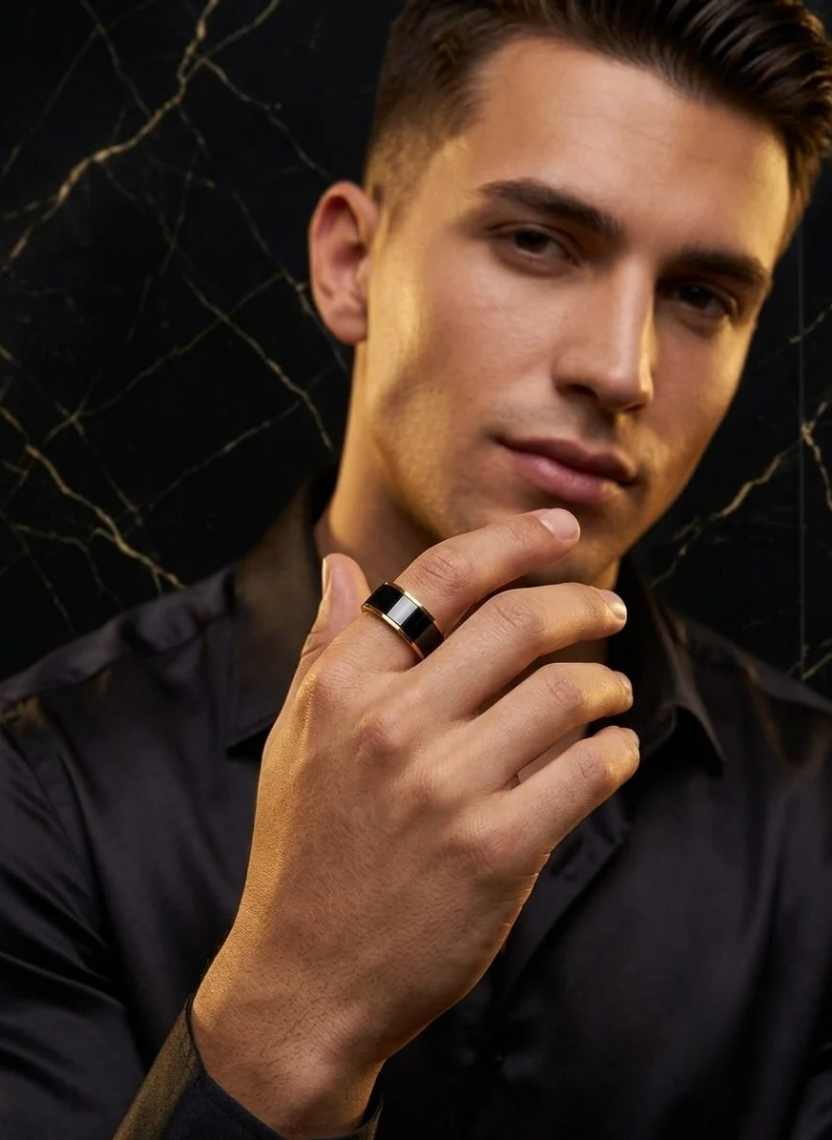 Dark Crest Ring Men’s Ring