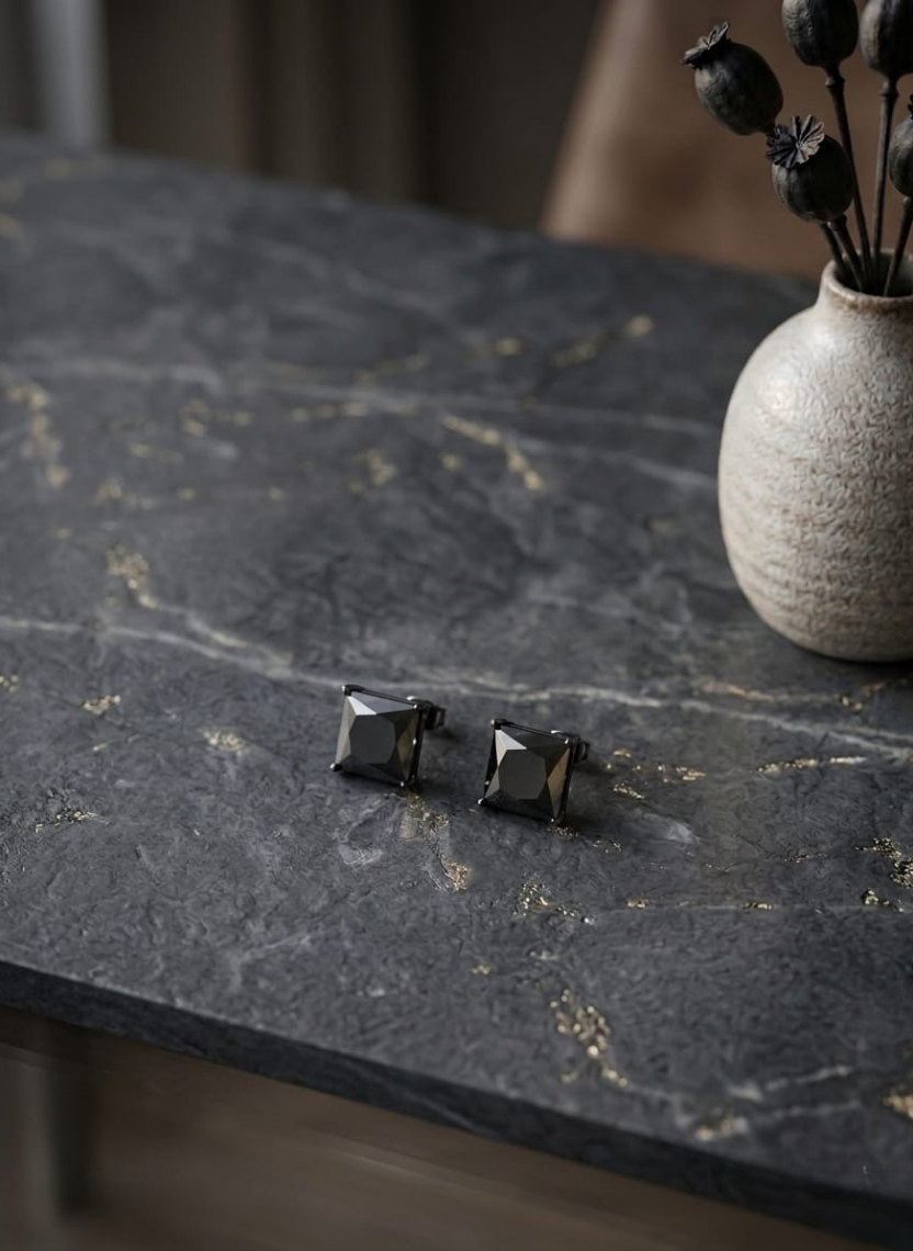 Eclipse Black Earring Men’s Earring