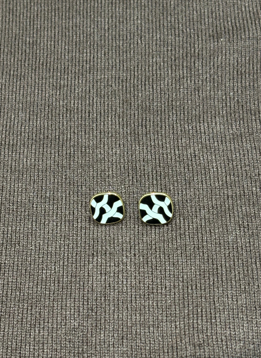 Chic Marble Stud Earrings