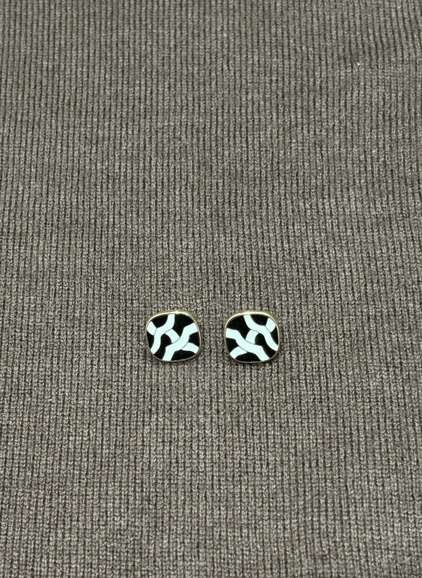 Chic Marble Stud Earrings - LAB-EAR-AA5 - Luxeria