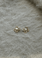 Daisy Pearl Stud Earrings - NAK-EAR-007 - Luxeria
