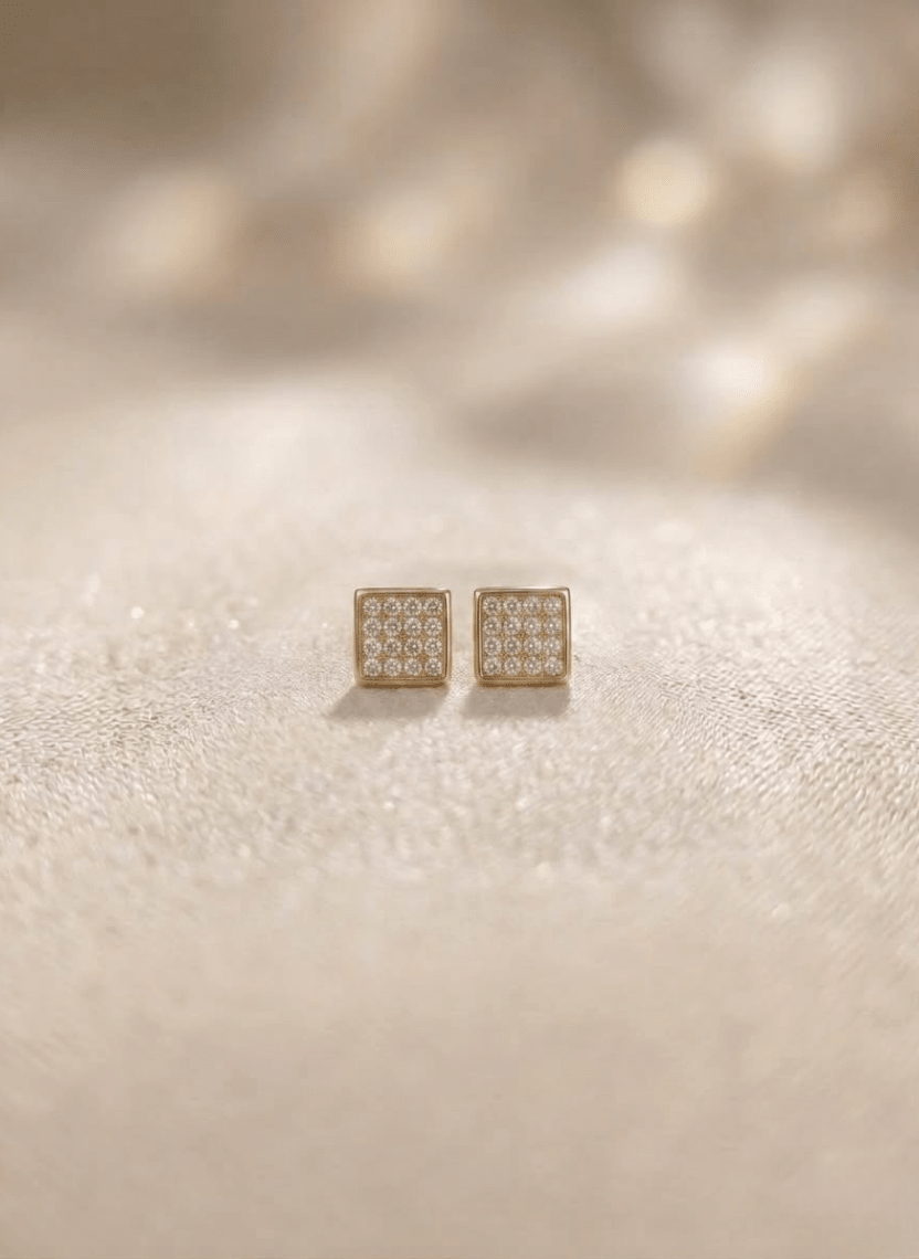 Diamond Glow Stud Earring - LUXEAR-AA3-1 - Luxeria