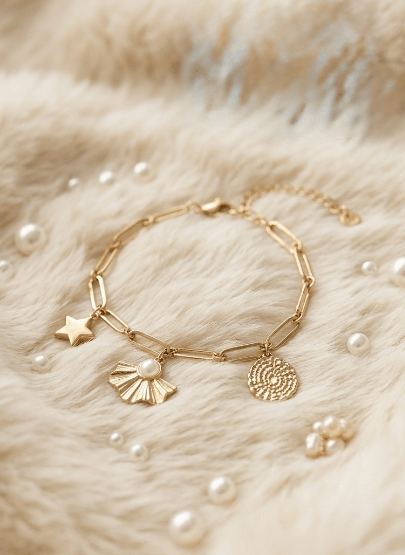 Golden Charm Bracelet - LUXBLT-C3-4-3 - Luxeria