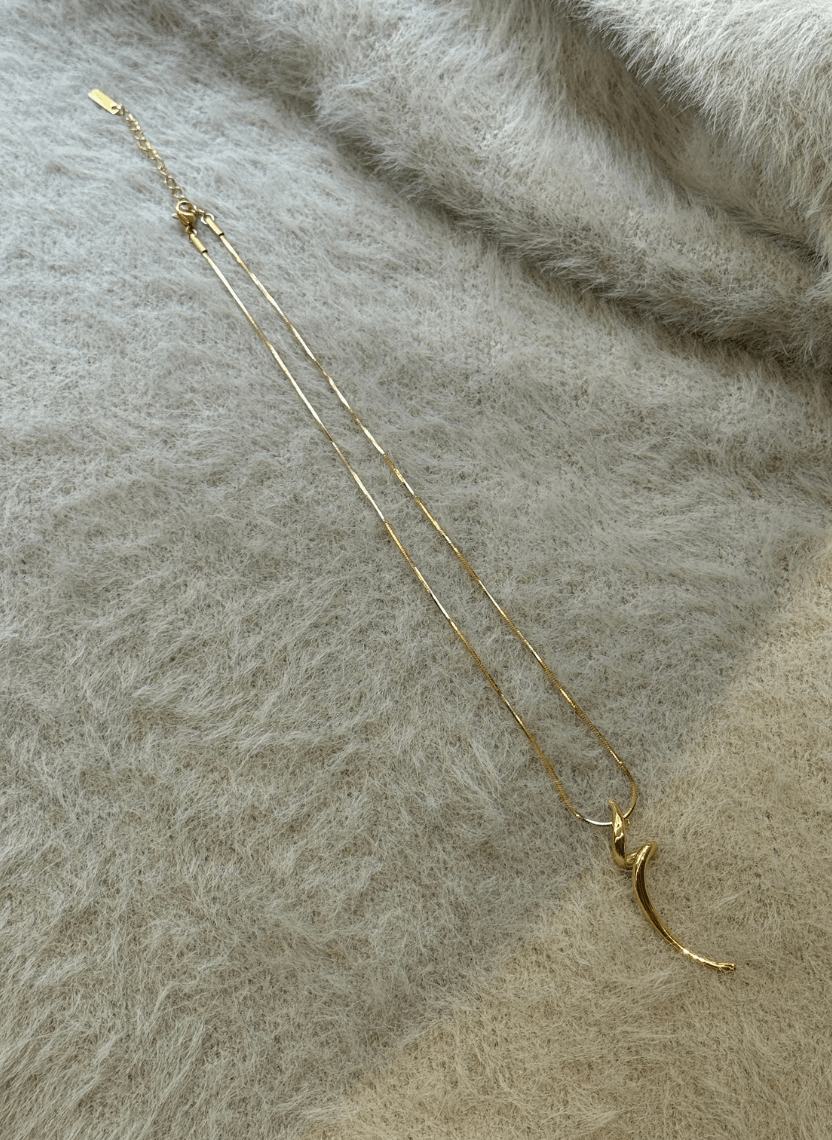 Golden Curve Chain - NAK-CHA-006 - Luxeria