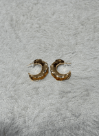 Golden Curved Earrings - LUXEAR-AA27-2 - Luxeria