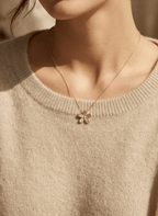 Golden Daisy Charm Necklace - LUXCHA-D2-47 - Luxeria