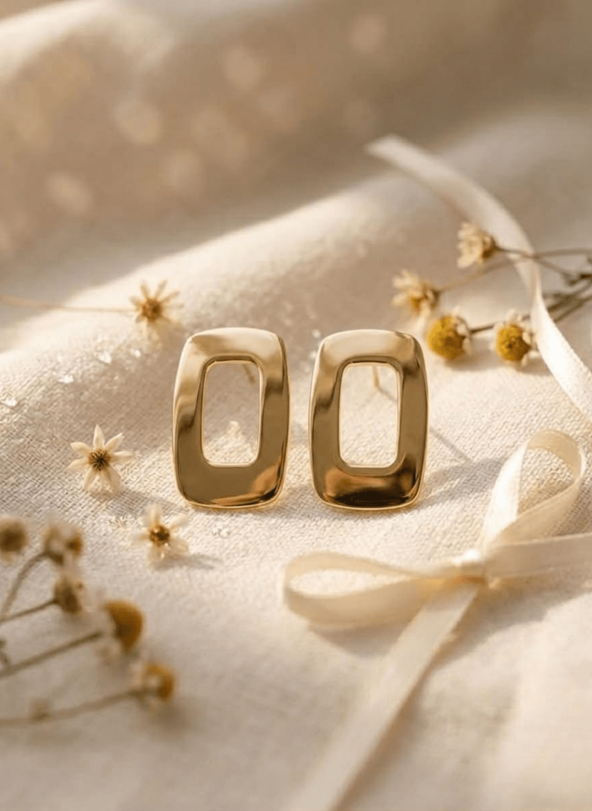Golden Frame Earring - LUXEAR-AA32 - Luxeria
