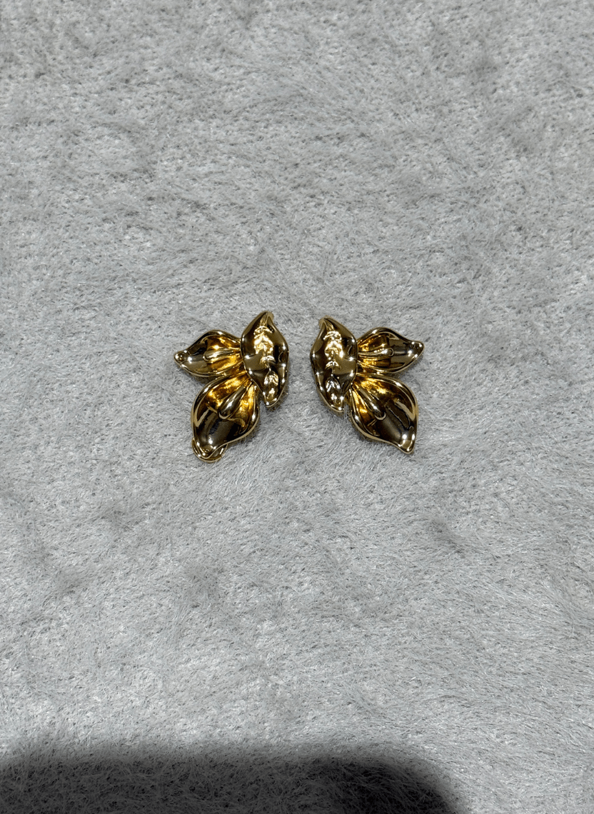 Golden Leaf Earrings - EWS-EAR-008-1 - Luxeria