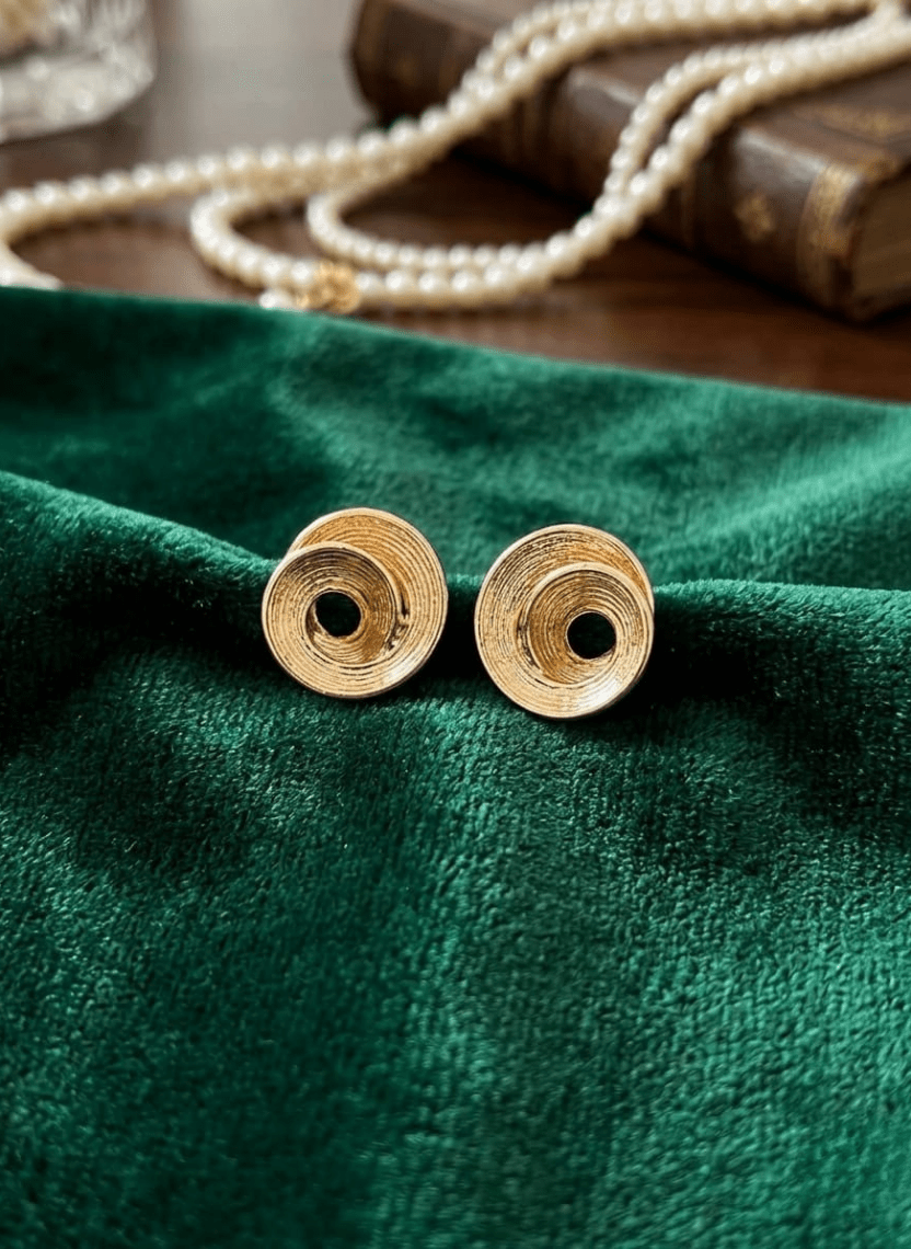 Golden Spiral Earrings - NAK-EAR-002-1 - Luxeria