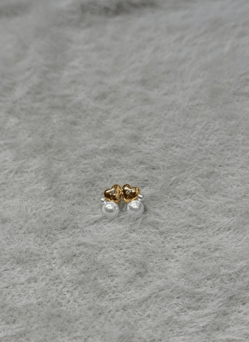Heart Pearl Stud Earrings - NAK-EAR-002 - Luxeria