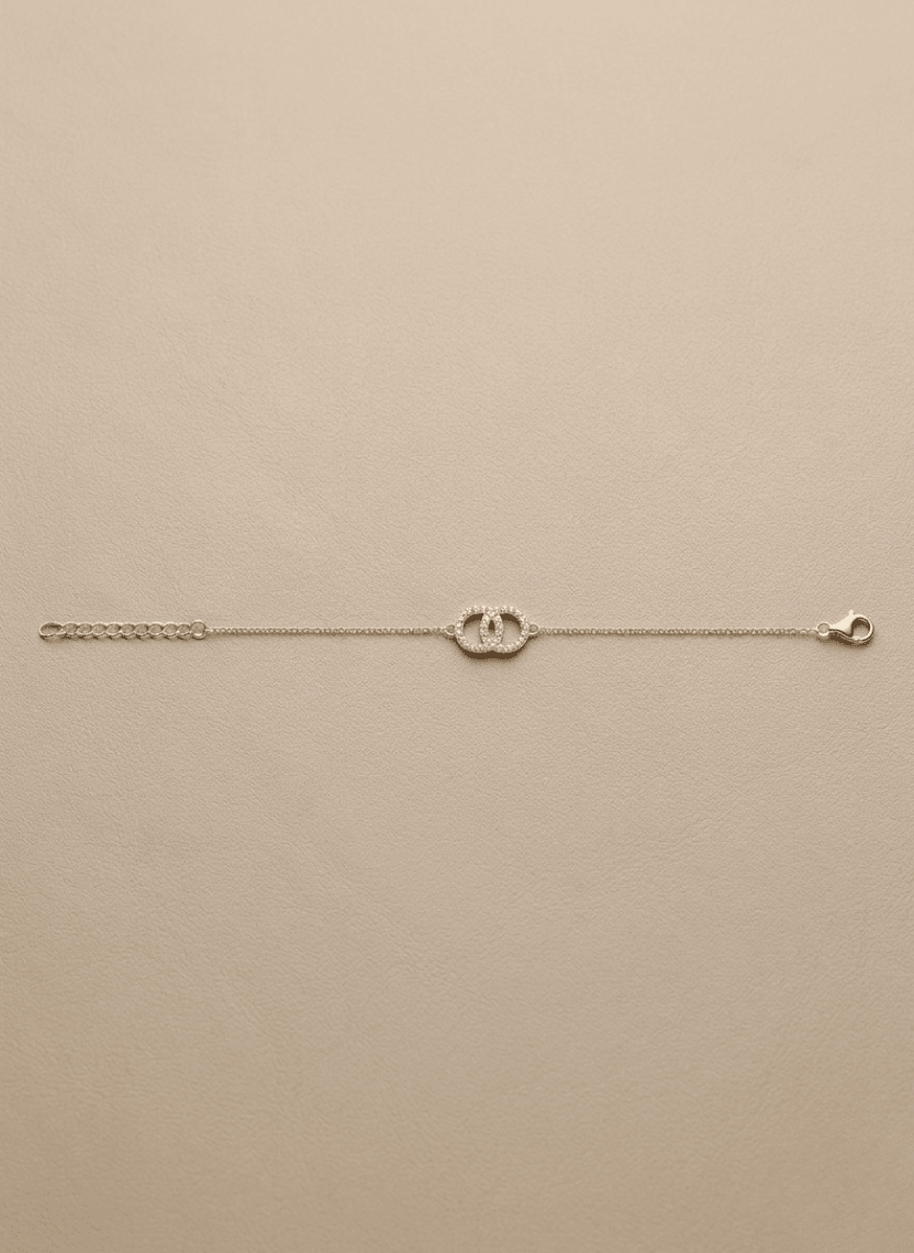 Interlocking Circle Gold Bracelet -  - Luxeria