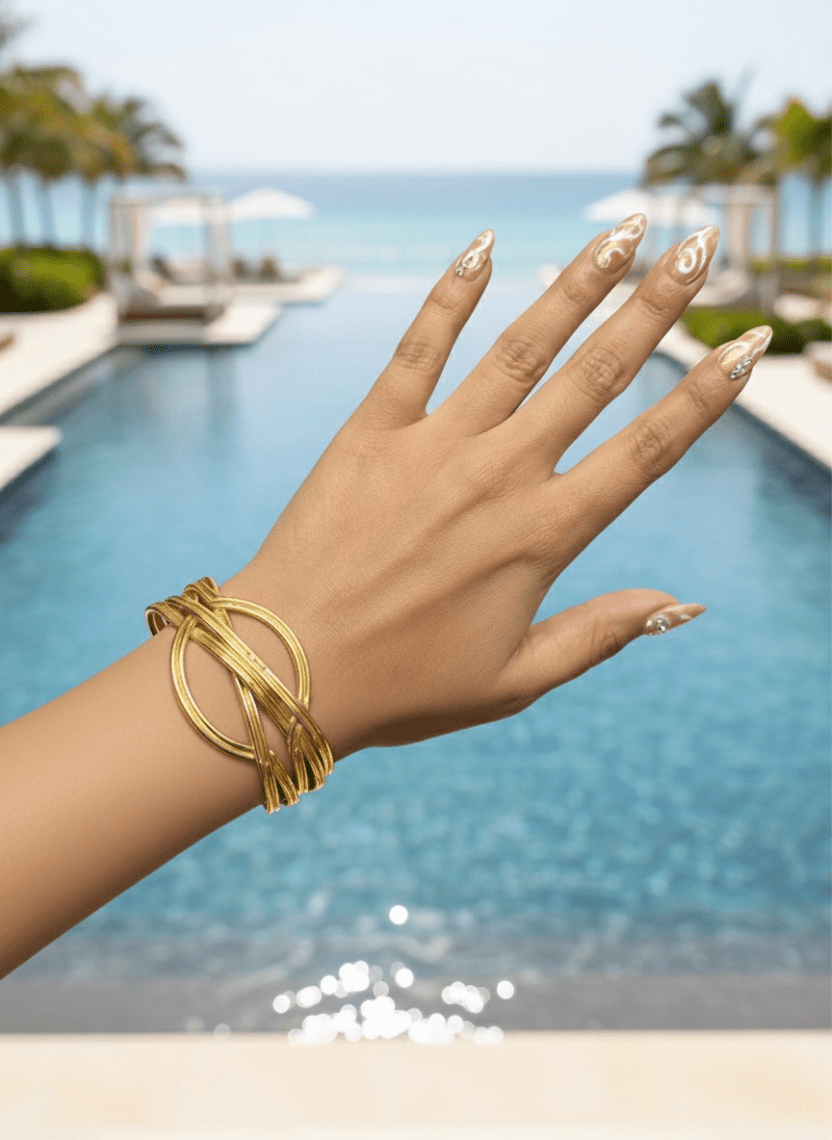 Interlocking Loop Brass Cuff Bracelet - WEB-K-17 - Luxeria