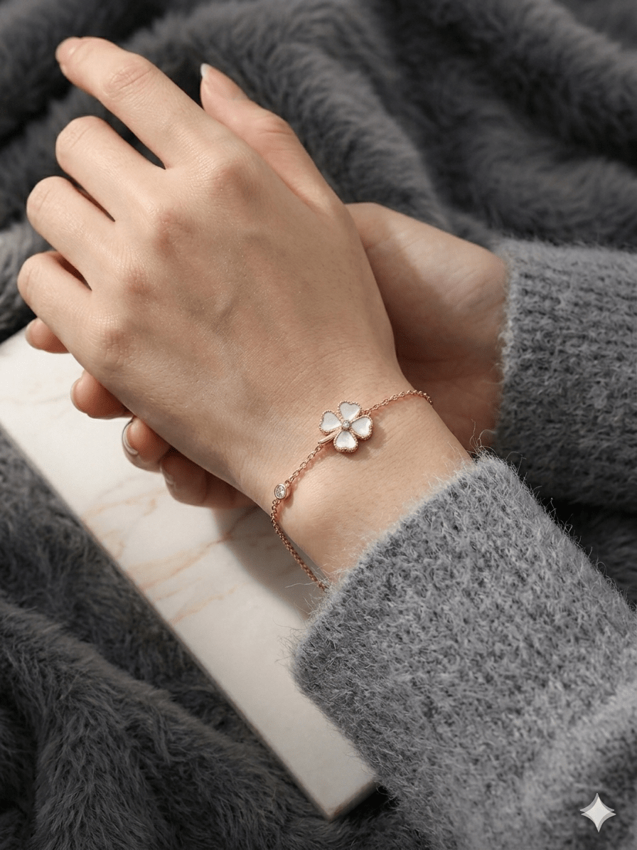 Lucky Clover Bracelet -  - Luxeria