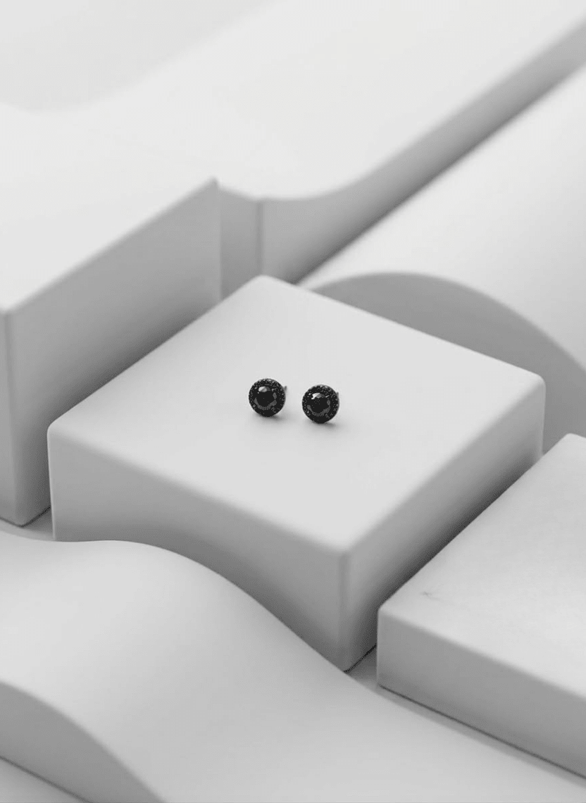 Midnight Glow Stud Earring - LUXEAR-AA6 - Luxeria