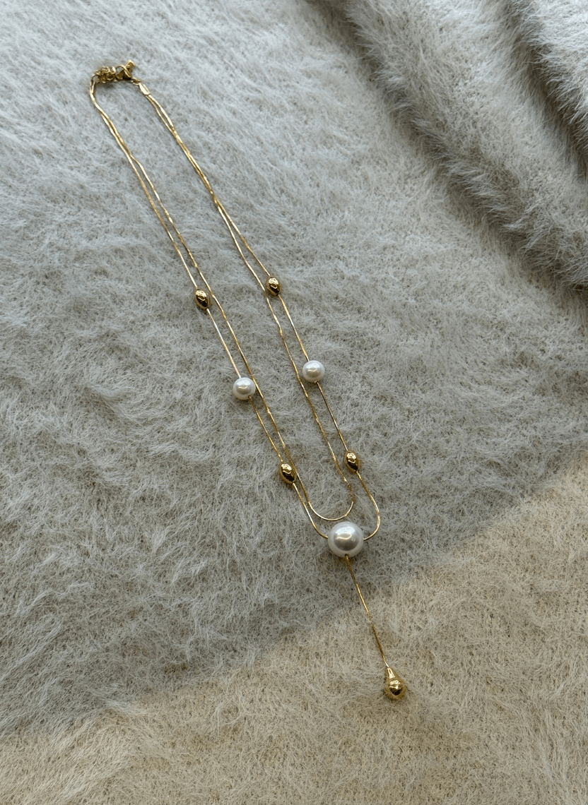 Moon Pearl Necklace - NAK-CHA-010 - Luxeria