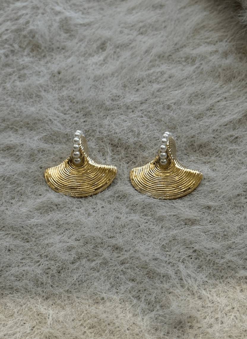 Pearl Arc Stud Earrings - EWS-EAR-002 - Luxeria