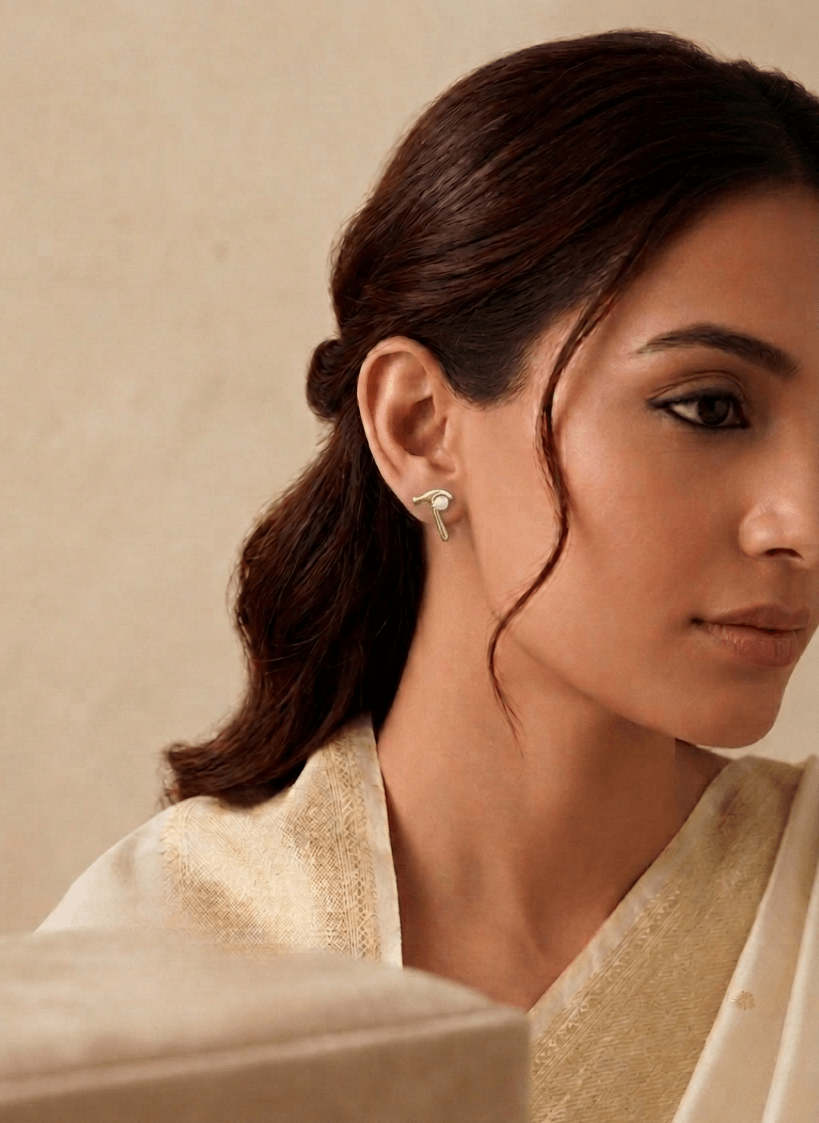 Pearl Twist Stud Earrings - LUXEAR-AA8-1 - Luxeria