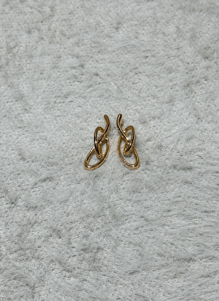 Twist Teardrop Earrings - LUXEAR-AA34 - Luxeria